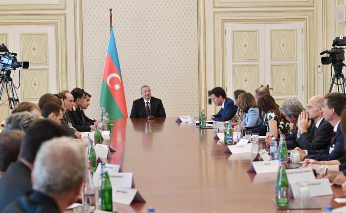  President Ilham Aliyev receives representatives of MEDEF member companies 