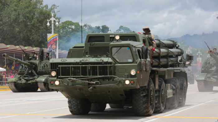Equipos militares rusos participarán en ejercicios en Venezuela el 24 de julio