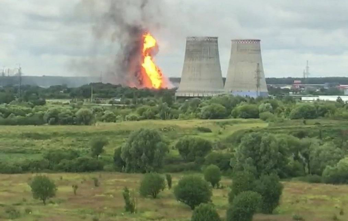   Major fire breaks out at thermal plant near Moscow  