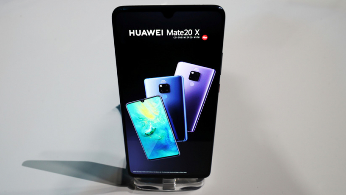 Huawei presenta el primer teléfono inteligente con soporte 5G