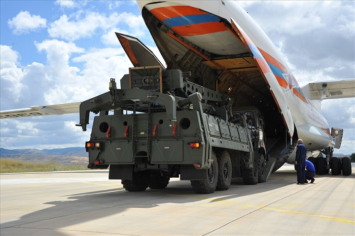   Russian S-400 defense components arrive in Turkey -   VIDEO    