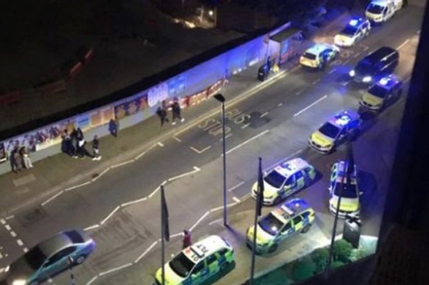 3 people arrested, 7 injured after car rams into crowd in London