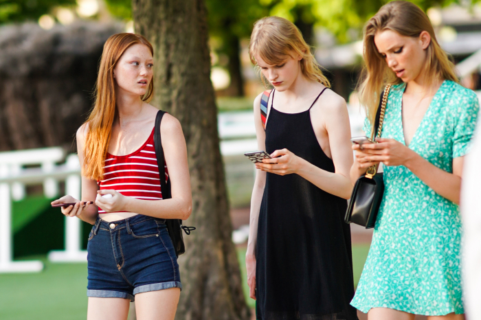 Increasing social media use tied to rise in teens