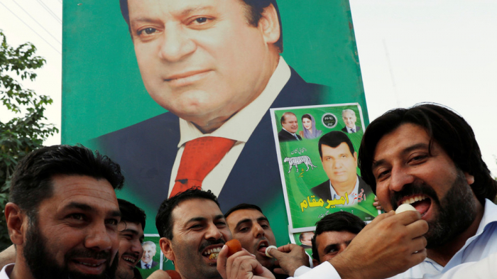Imran Khan vows ‘no air conditioning, no TV’ for jailed ex-PM Sharif
