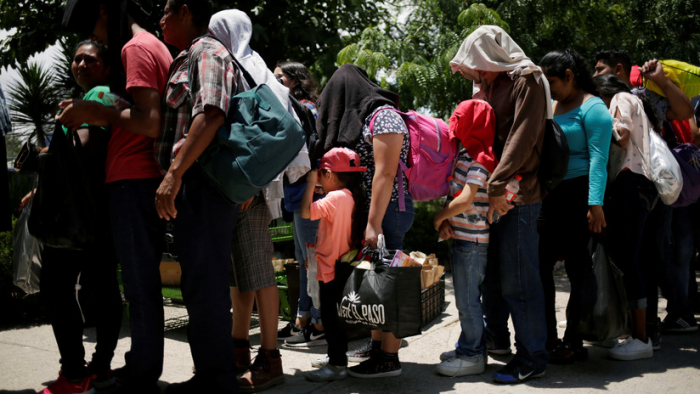   México  : Hallan 150 migrantes en un camión, incluyendo a 66 menores