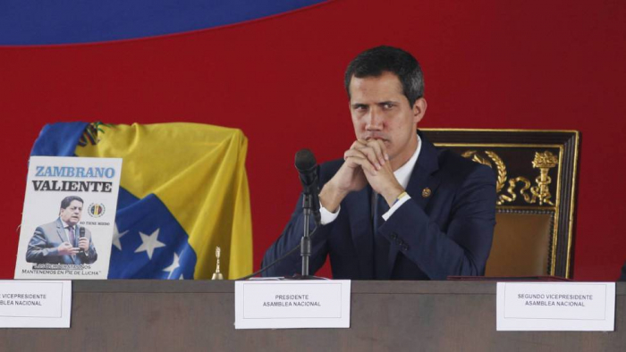 Guaidó endurece su pulso a Maduro tras el colapso del sistema eléctrico venezolano