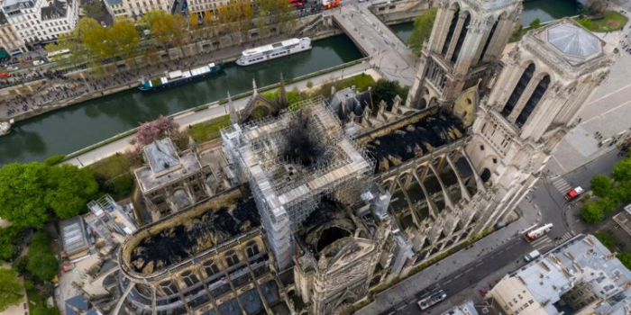 France heatwave could COLLAPSE Notre Dame roof, chief architect fears
