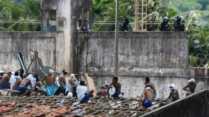  Brasil: Al menos 52 muertos y 16 decapitados tras una pelea de bandas en una cárcel