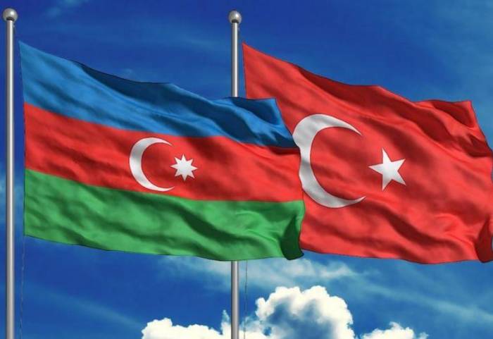   Azerbaiyán y Turquía cooperarán en el campo del desarrollo de las PYME  