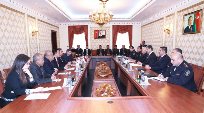  Aserbaidschanischer Innenminister trifft sich mit indonesischer Delegation 