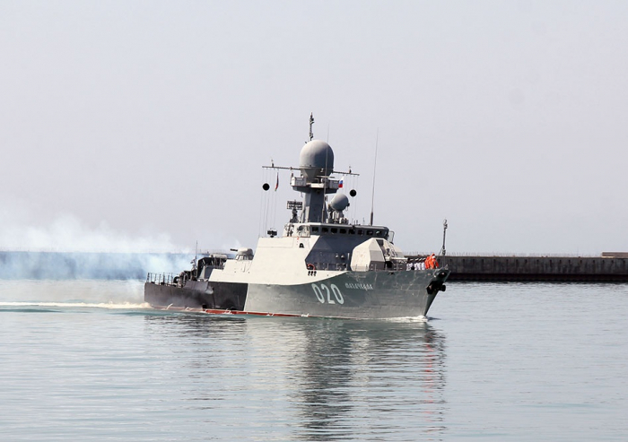  Russische Kriegsschiffe treffen in Baku ein -  VIDEO  