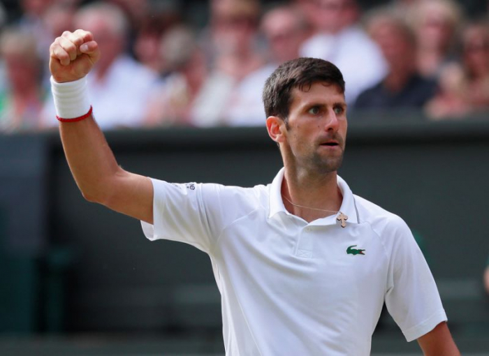 Novak Djokovic remporte Wimbledon en battant Roger Federer en 5 sets