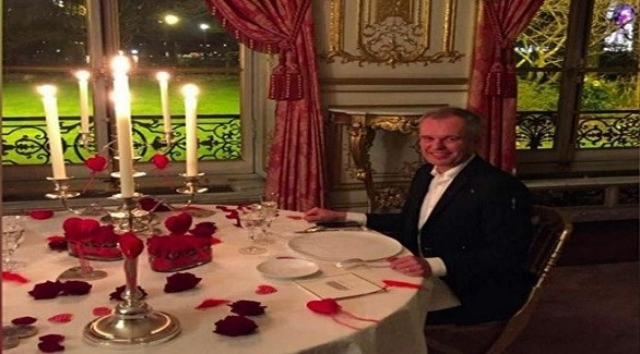 استقالة وزير البيئة الفرنسي بسبب مأدبة عشاء فاخرة