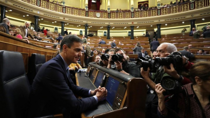 Spanisches Parlament stimmt über Wiederwahl von Sanchez ab