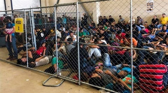 تقرير: أماكن احتجاز المهاجرين في تكساس "مكتظة بشكل خطير"