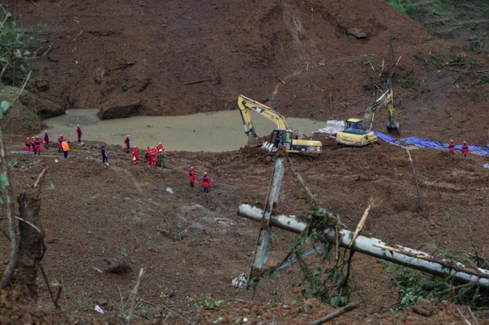 Glissement de terrain en Chine:  bilan final de 42 morts, 9 disparus 