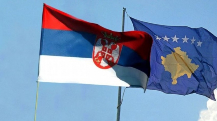 Kosovo temporarily bans Serb officials from entering country
