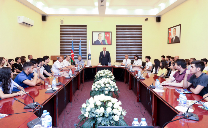 Akademiyada "Açıq qapı" günü təşkil olunub