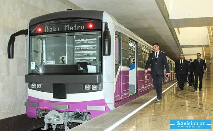 Metrodan istifadə edənlərin sayı açıqlandı