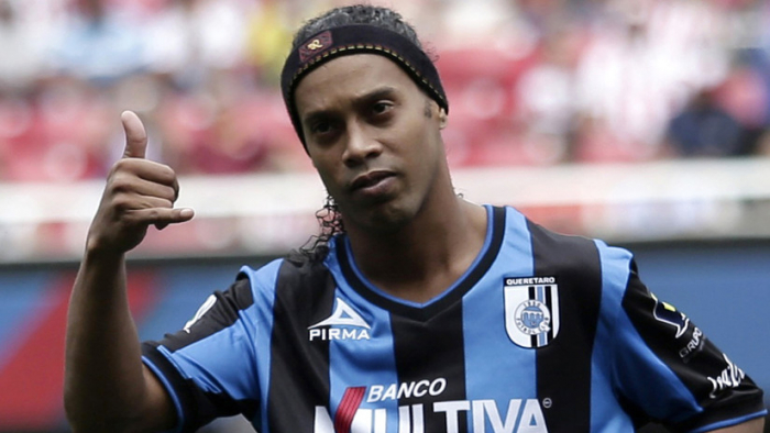 Confiscan 57 propiedades y prohíben a Ronaldinho salir de Brasil por el impago de una multa millonaria