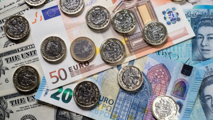   Euro und Pfund auf tiefstem Stand seit 2017  