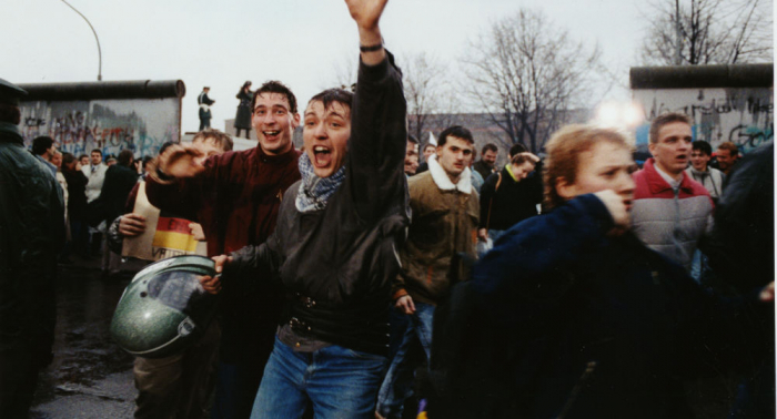   „Die DDR war ein Glück für die deutsche Geschichte“ – Buch gegen das Negativbild  