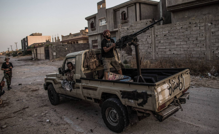   Un ataque aéreo de Hafter deja 20 muertos y una treintena de heridos en Libia  