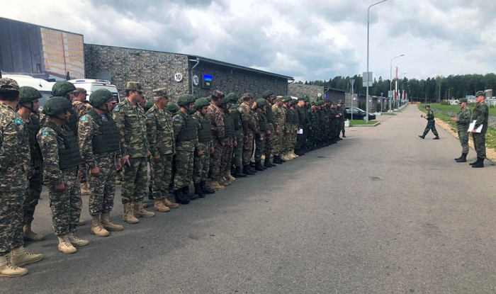   Army Games-2019:  Cocineros militares azerbaiyanos realizan ejercicios de tiro 