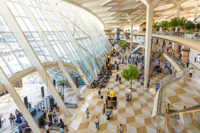   El aeropuerto internacional Heydar Aliyev funciona de una manera normal  