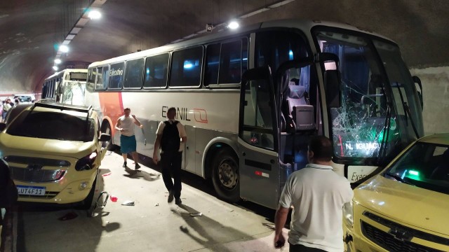   Brasil:   Un accidente de tránsito deja al menos 51 heridos 