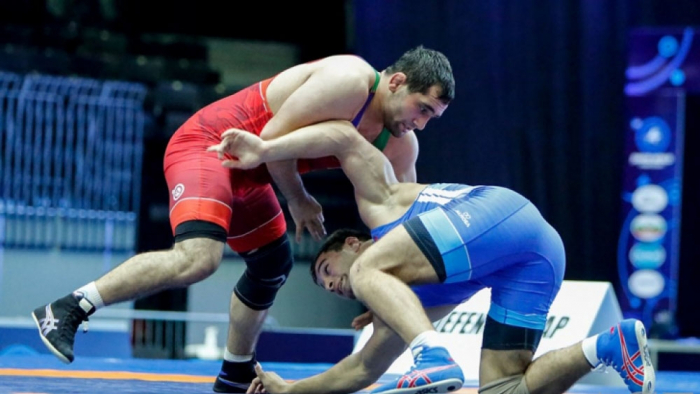  Luchador azerbaiyano gana el bronce 