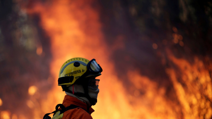 "Crimen ambiental": la Amazonía brasileña sufre la devastación de 16 días de incendios forestales