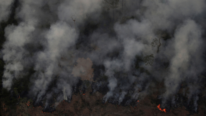 Amazon fires: Brazil threatened over EU trade deal