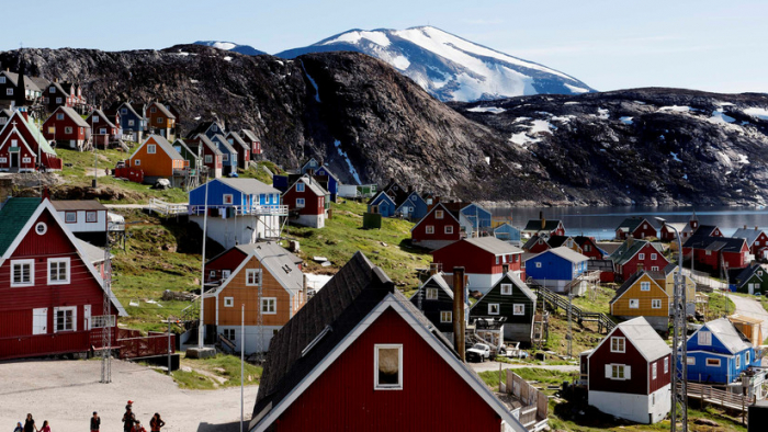EE.UU. encuentra el modo de acercarse a Groenlandia