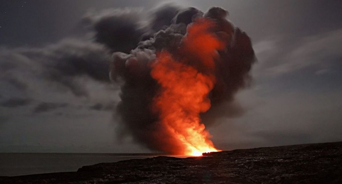 El volcán Estrómboli entra en erupción