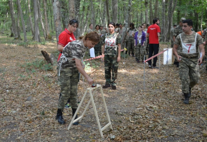 Termina la primera etapa de la competición de orientación que se realiza en el Ejército de Azerbaiyán