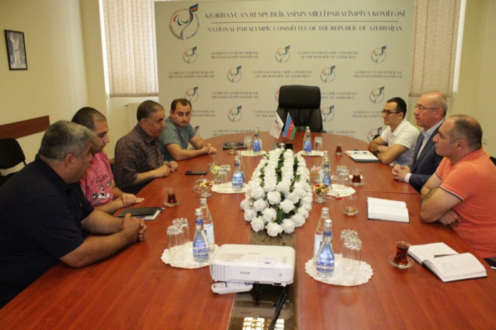   Presidente de la Federación Jordana de Halterofilia visita el Comité Paralímpico Nacional de Azerbaiyán  