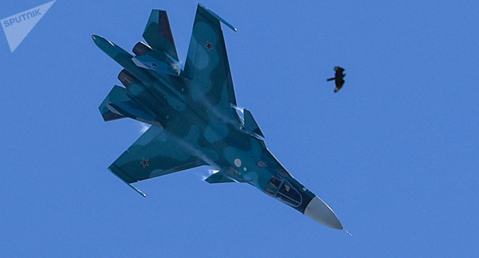     Militärübungen in Tatarstan:   Landende Kampfjets auf Video aufgenommen  
