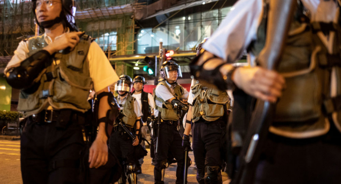 Varios activistas arrestados por la policía en Hong Kong