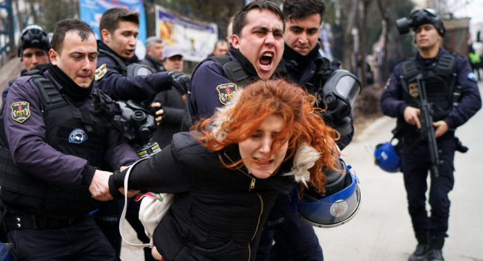 تركيا... اعتقال 418 في إطار تحقيق بشأن مسلحين أكراد