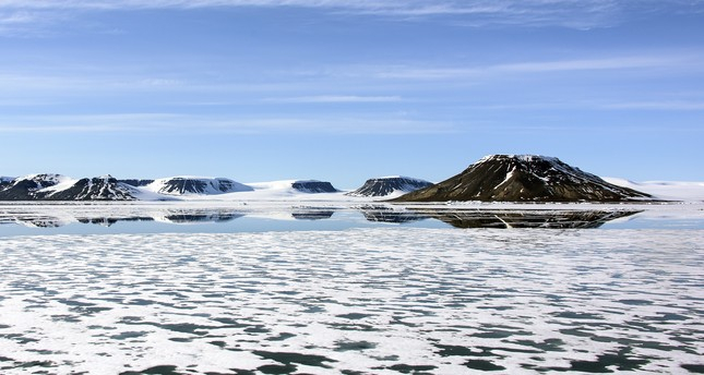 Russia claims it discovered 5 new islands in Arctic