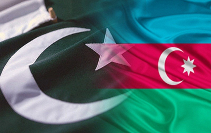  Los ministros de Exteriores de Azerbaiyán y Pakistán discuten la situación en torno a Cachemira 