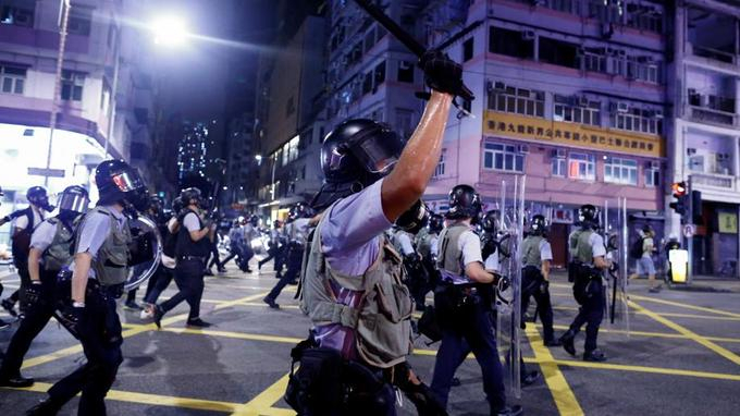 Pékin «ne restera pas les bras croisés» si la situation devient «incontrôlable» à Hong Kong