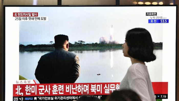 Corée du Nord : Kim Jong-un a supervisé des tirs de fusées par un nouveau système