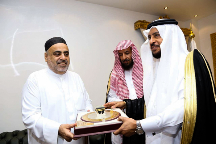   شيخ الإسلام الله شكور باشازاده يعقد عددًا من الاجتماعات في المملكة العربية السعودية  