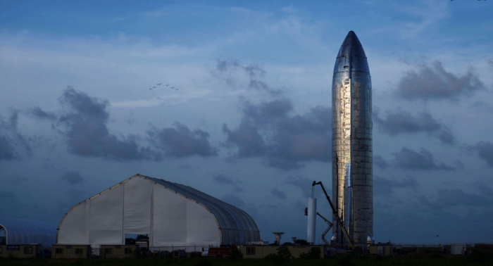 Une fusée capable de transporter 100 personnes vers Mars ou la Lune présentée par Elon Musk