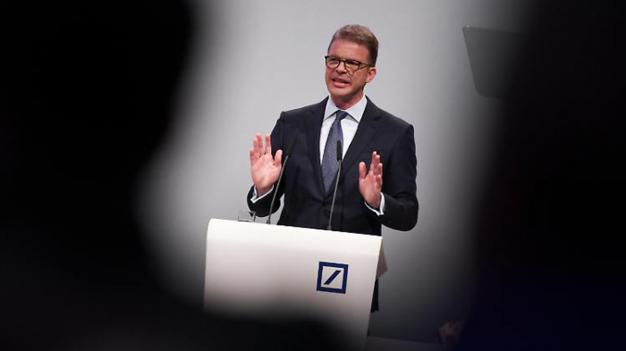 Deutsche-Bank-Chef warnt vor Niedrigzinsen