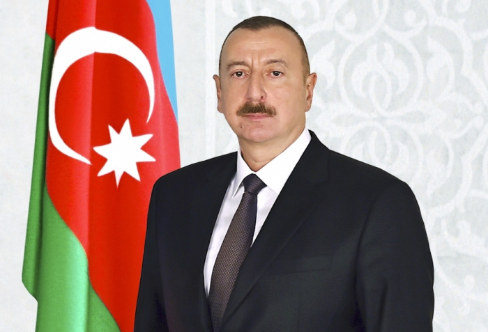  Präsident Ilham Aliyev kondoliert Präsident Emmanuel Macron 