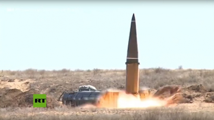 VIDEO: Rusia muestra el lanzamiento de un misil Iskander y la destrucción de su objetivo 