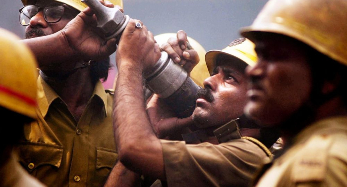 Al menos cinco muertos por incendio en refinería de petróleo cerca de Bombay